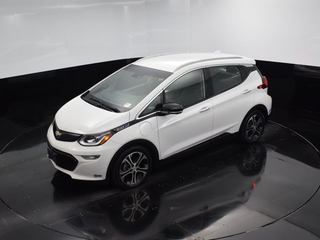 Vehicle image 2 of 41