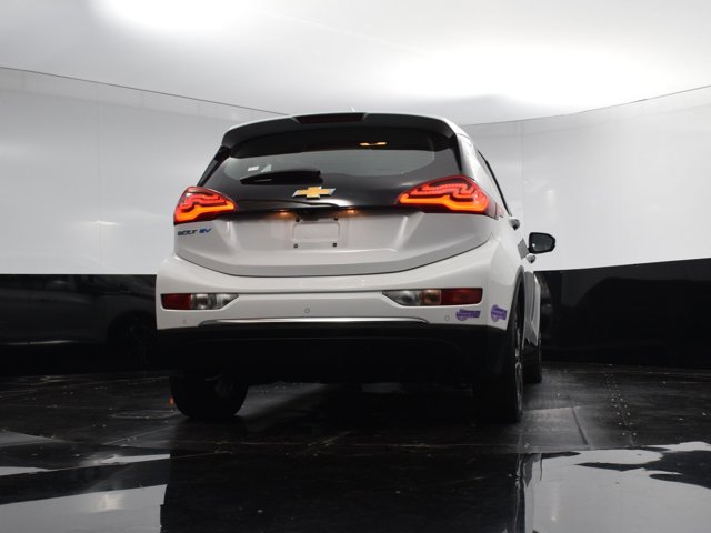 Vehicle image 22 of 41