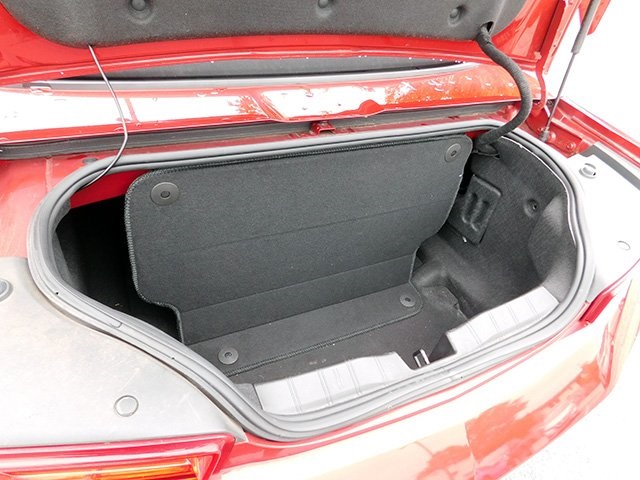 Vehicle image 6 of 19