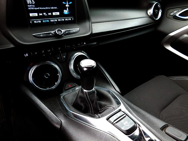 Vehicle image 11 of 19