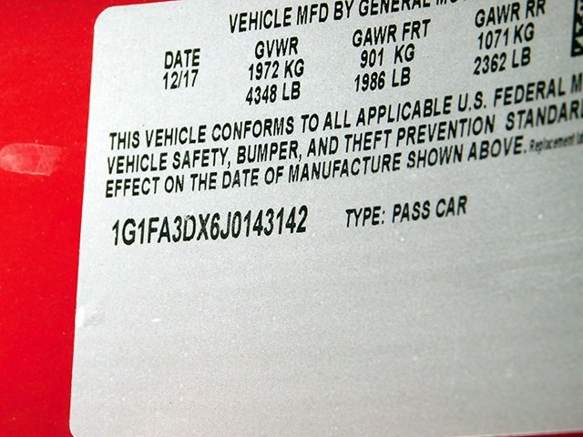 Vehicle image 15 of 19