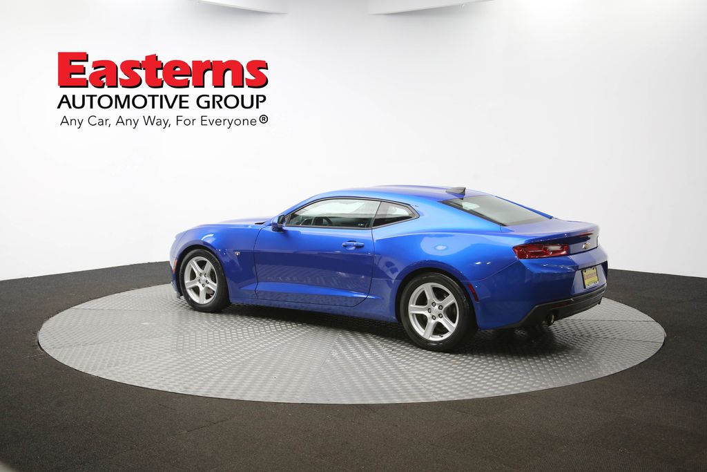Vehicle image 32 of 59