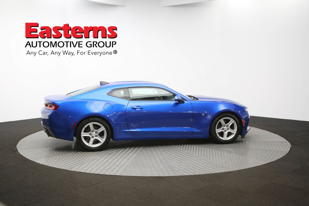 Vehicle image 19 of 59