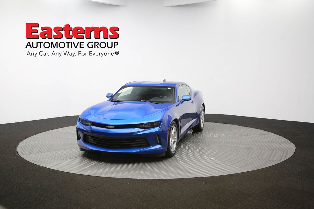 Vehicle image 2 of 59