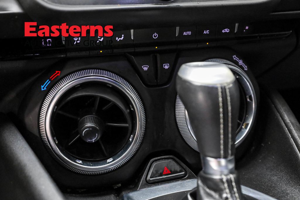 Vehicle image 51 of 59