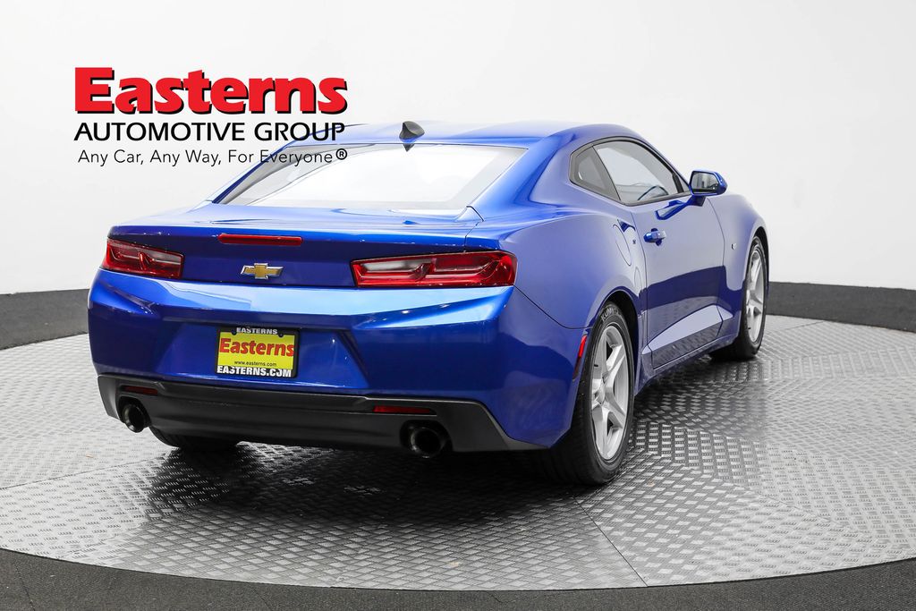 Vehicle image 23 of 59