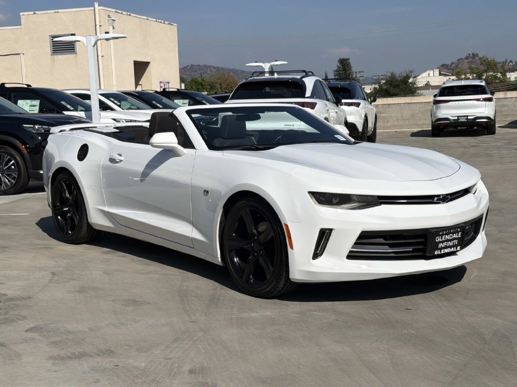 2018 Chevrolet Camaro 1LT Image 1 of 32