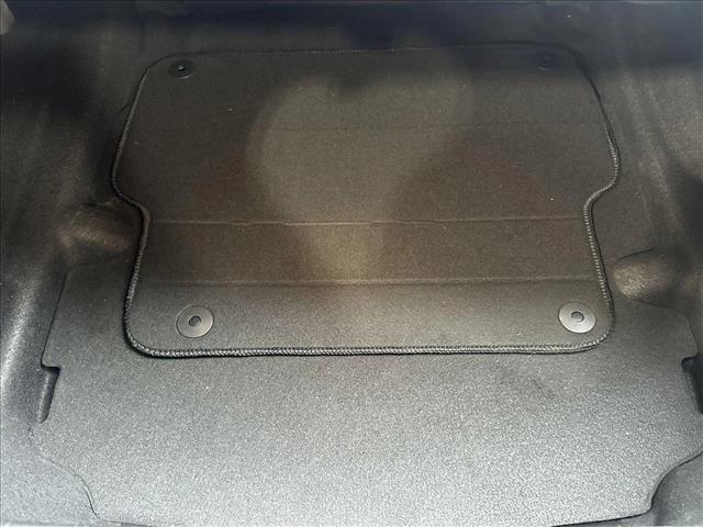Vehicle image 9 of 25