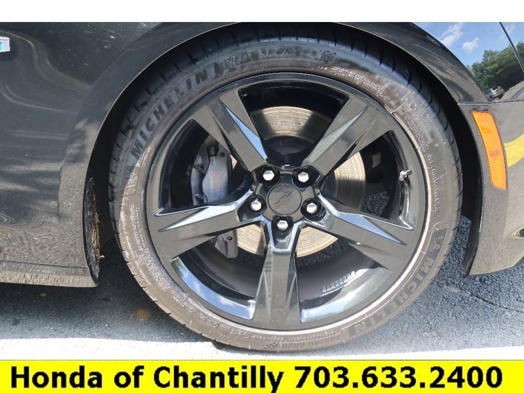Vehicle image 12 of 33