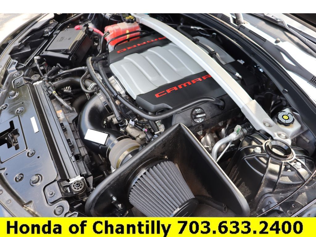 Vehicle image 9 of 33