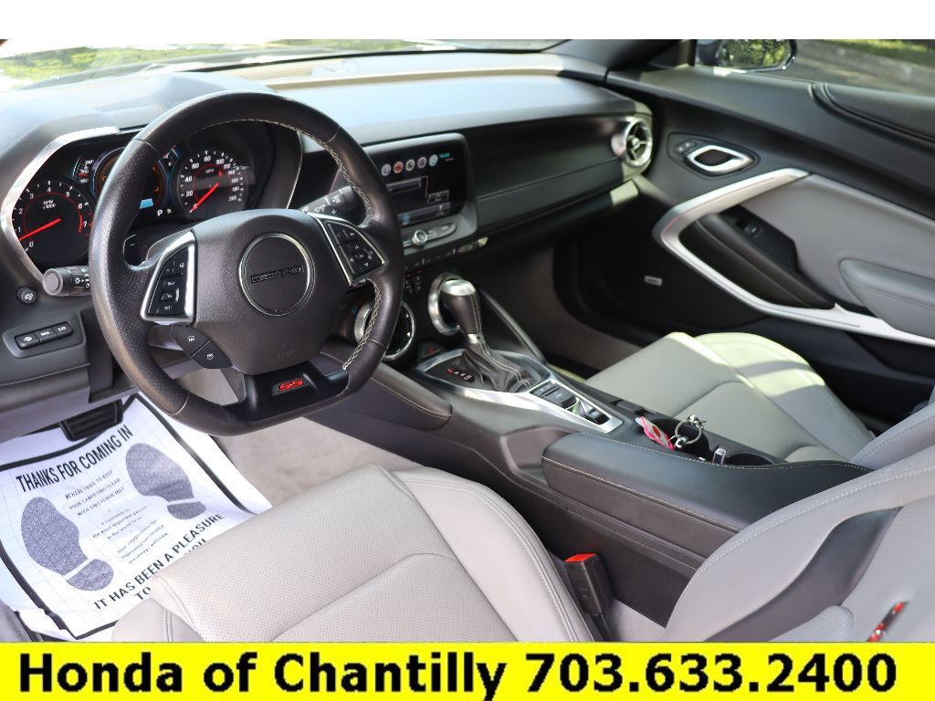 Vehicle image 16 of 33