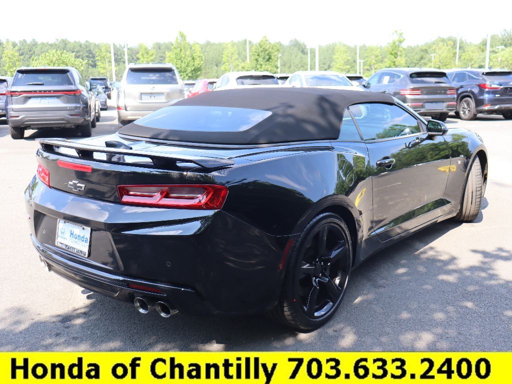 Vehicle image 4 of 33