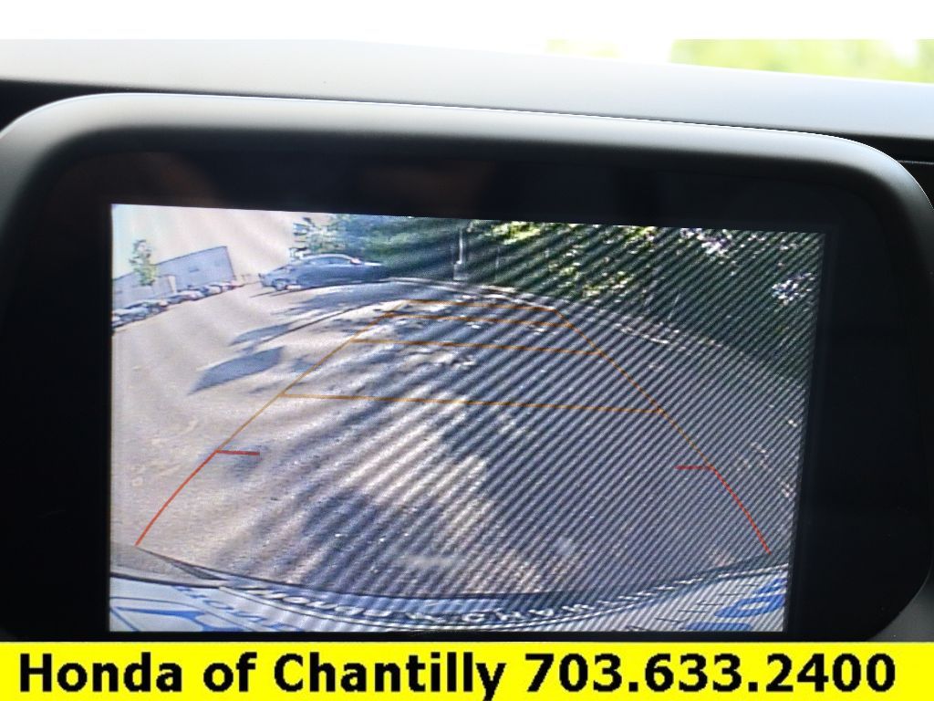 Vehicle image 29 of 33