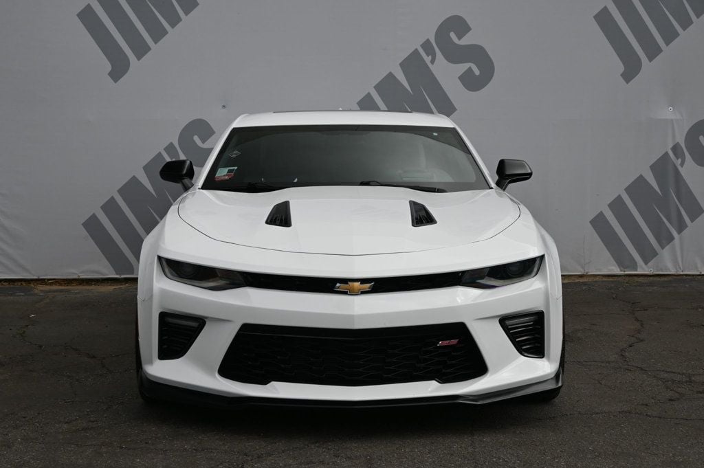 2018 Chevrolet Camaro 2SS Image 2 of 21