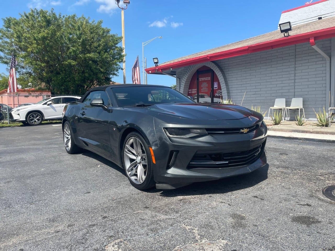 Vehicle image 6 of 39