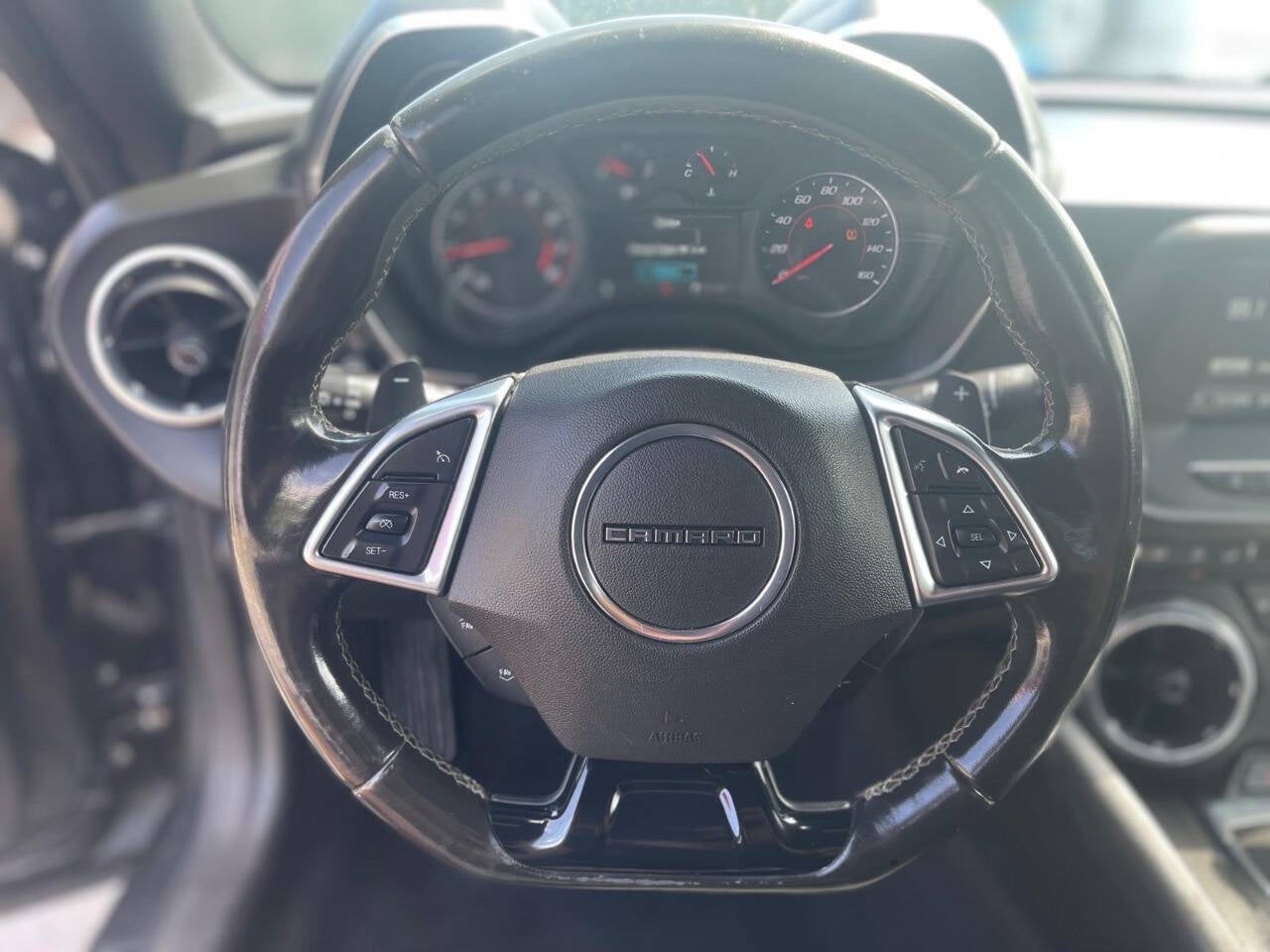 Vehicle image 24 of 39