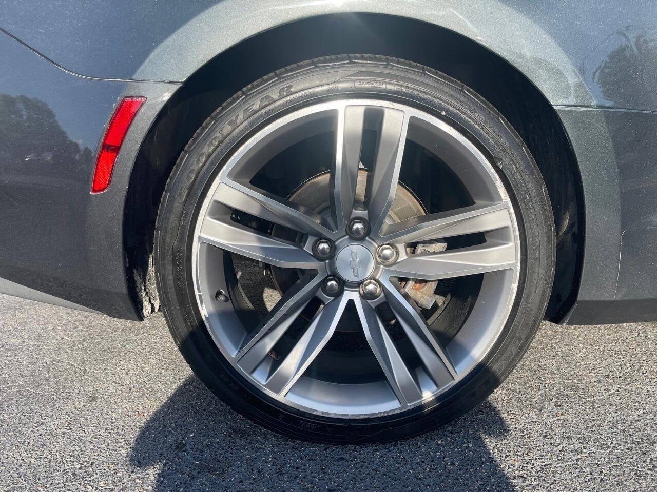 Vehicle image 21 of 39