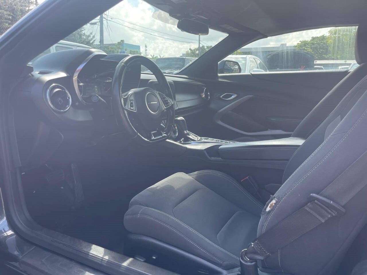Vehicle image 26 of 39