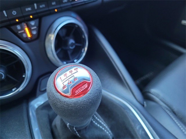 Vehicle image 13 of 20