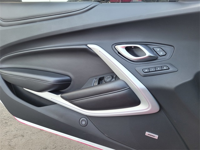 Vehicle image 14 of 20