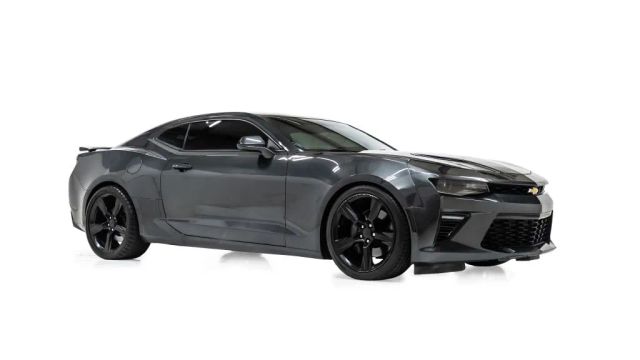 2018 Chevrolet Camaro 2SS Image 3 of 70