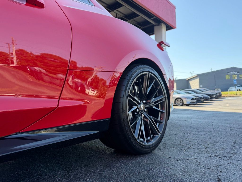 2018 Chevrolet Camaro ZL1 Image 3 of 47