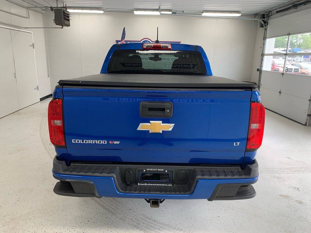 2018 Chevrolet Colorado LT Image 8 of 53