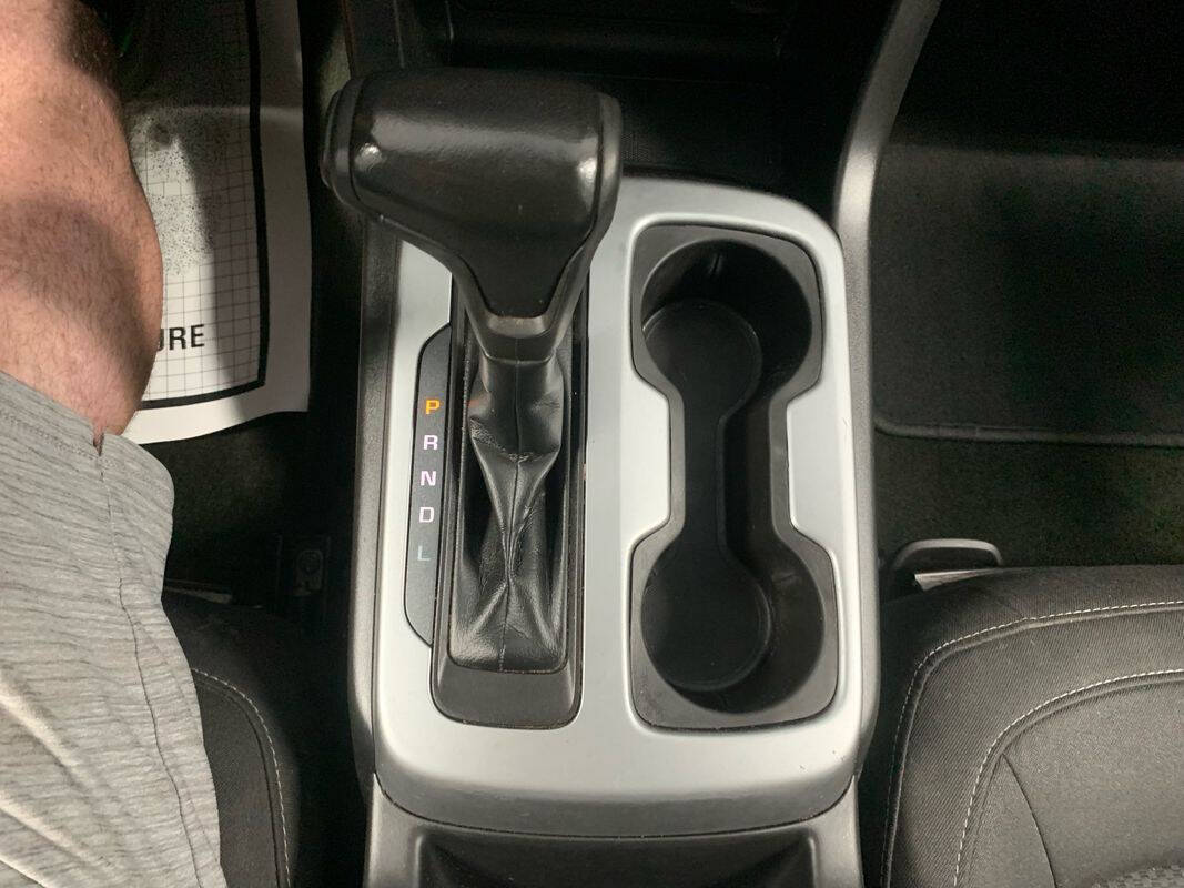 2018 Chevrolet Colorado LT Image 28 of 53