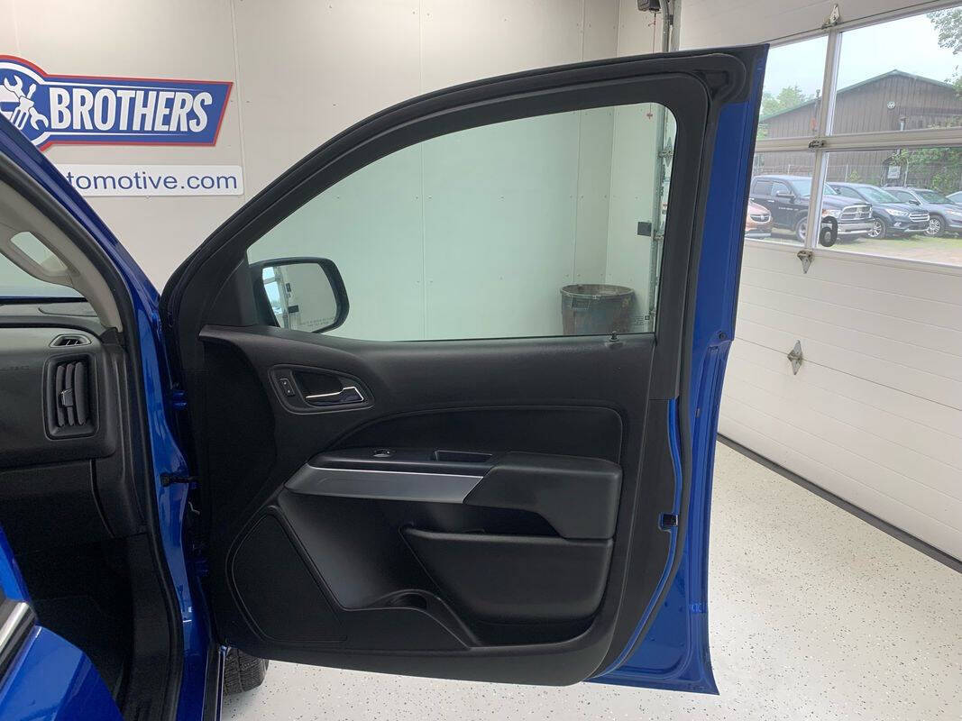 2018 Chevrolet Colorado LT Image 39 of 53