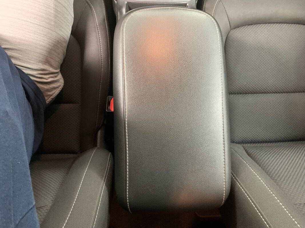 2018 Chevrolet Colorado LT Image 25 of 53