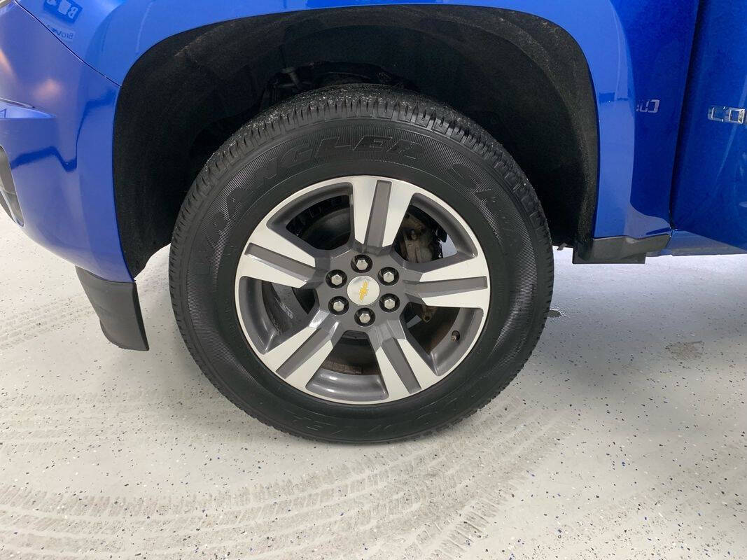 2018 Chevrolet Colorado LT Image 11 of 53