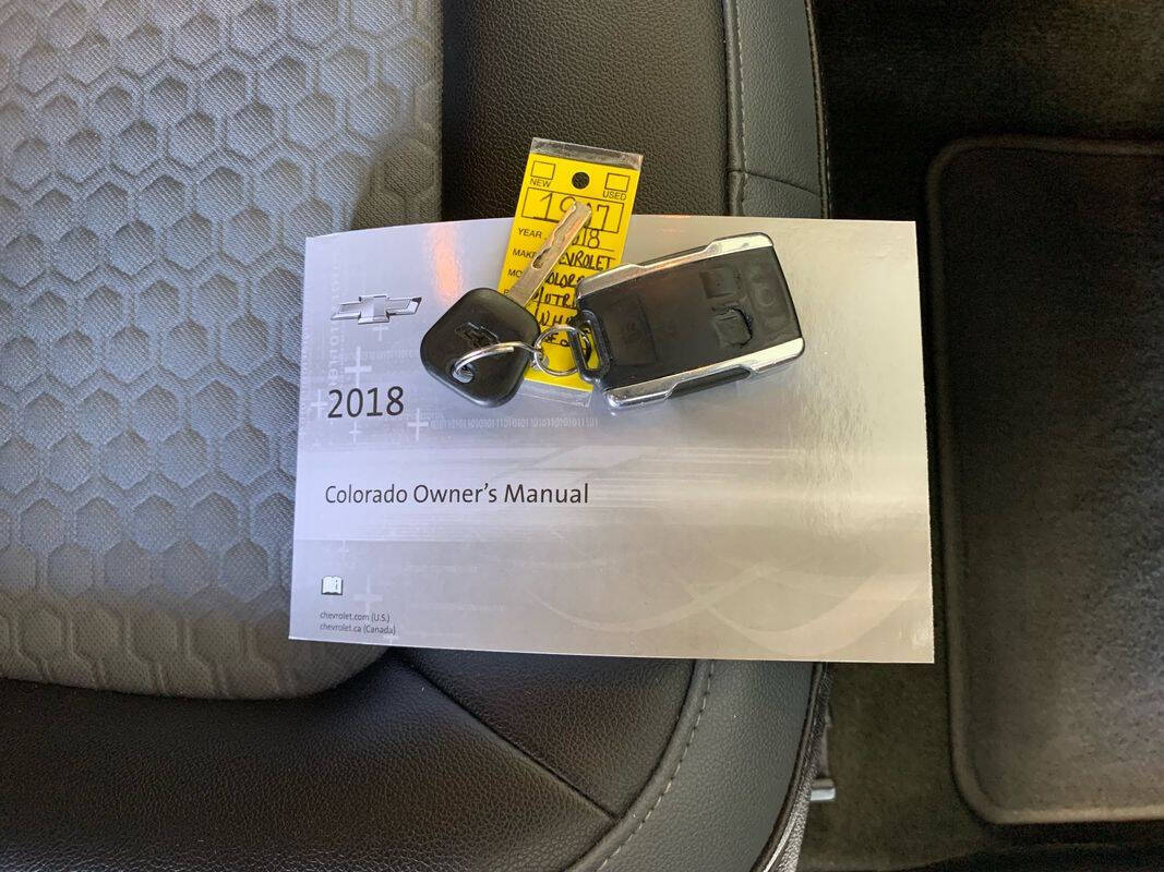 2018 Chevrolet Colorado Z71 Image 38 of 55