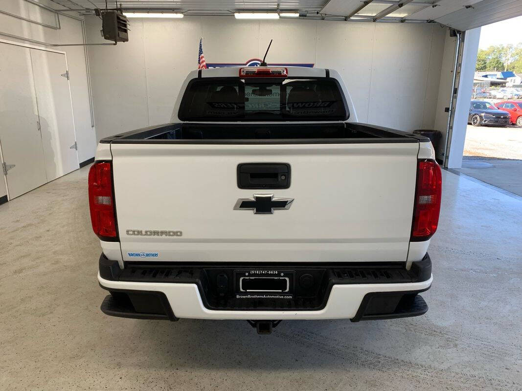 2018 Chevrolet Colorado Z71 Image 8 of 55