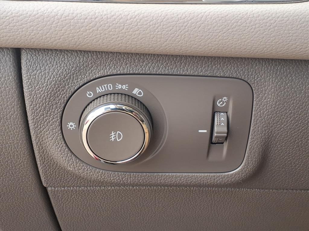 2018 Chevrolet Cruze Premier Image 26 of 28