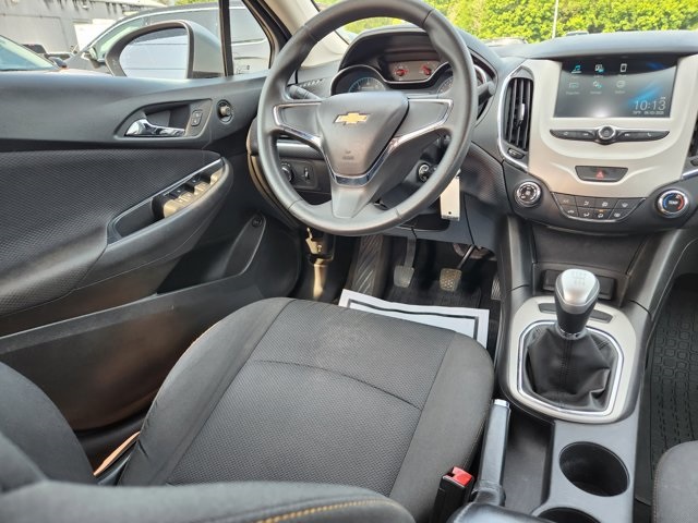 Vehicle image 23 of 26