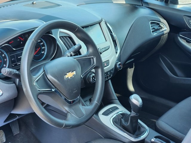 Vehicle image 22 of 26