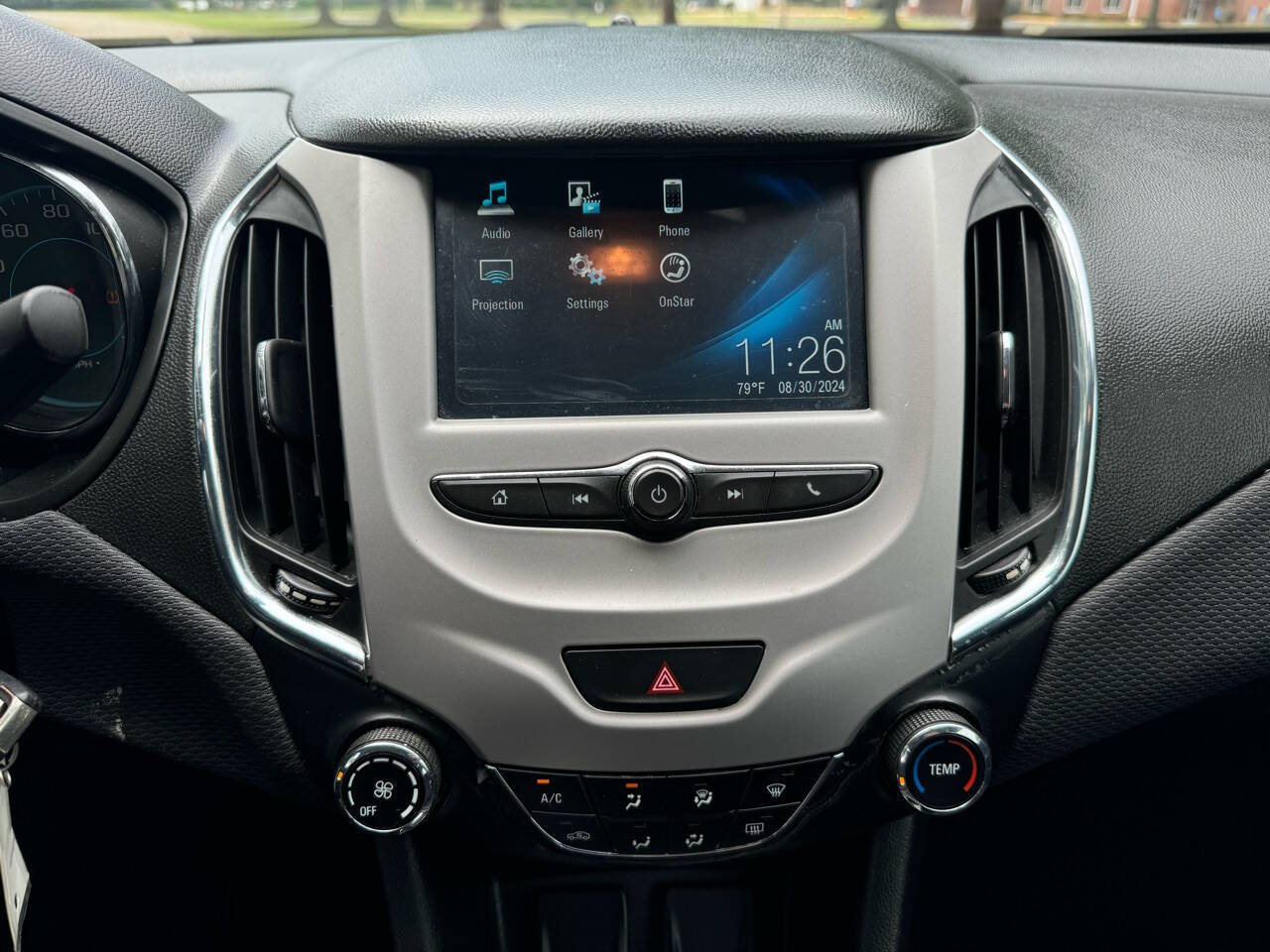 Vehicle image 19 of 23