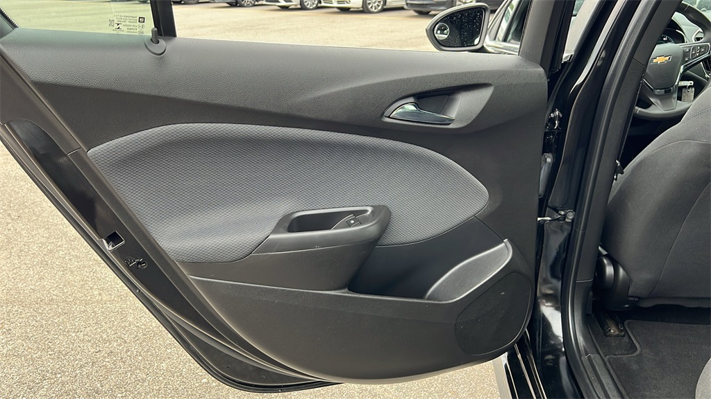 2018 Chevrolet Cruze LT Image 25 of 39