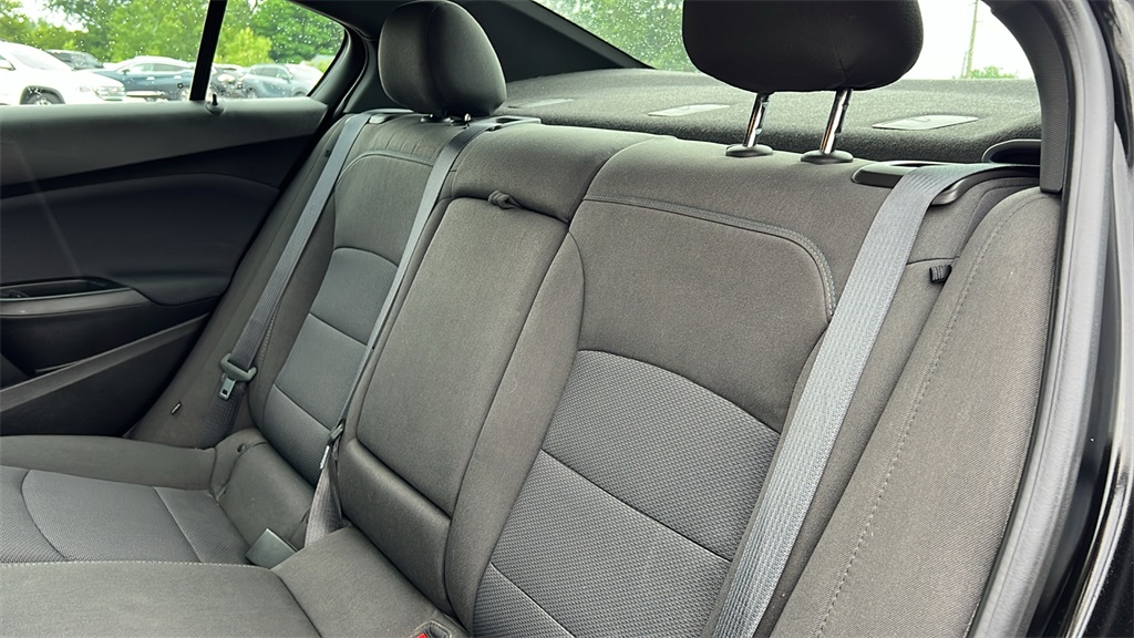 2018 Chevrolet Cruze LT Image 11 of 39