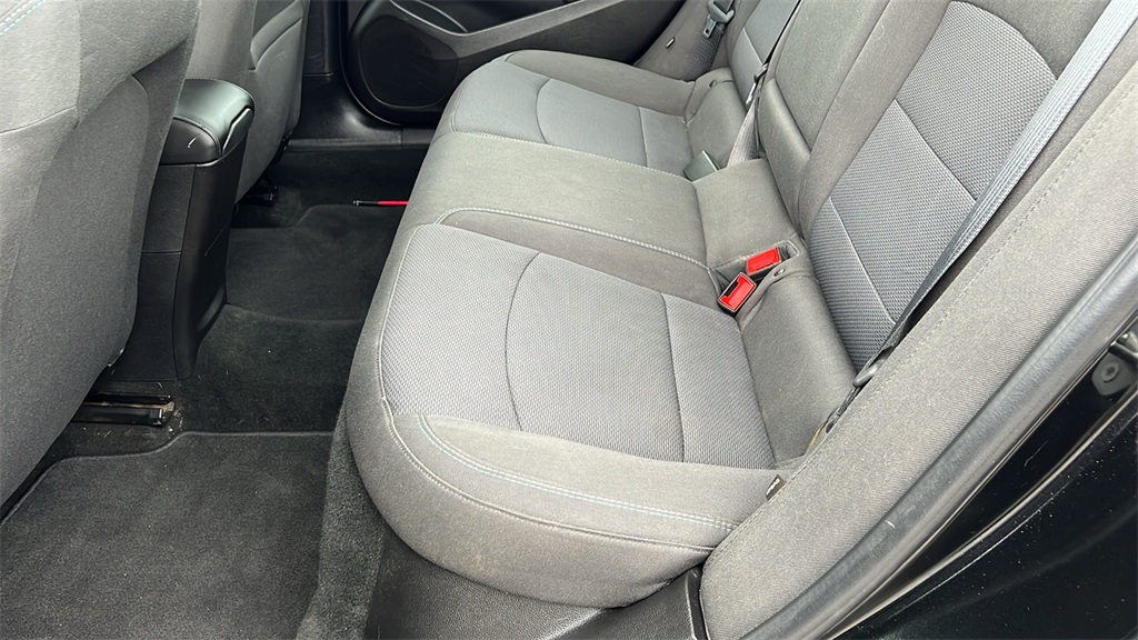 2018 Chevrolet Cruze LT Image 13 of 39