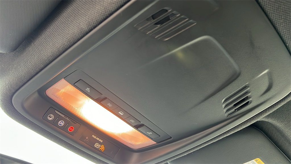 2018 Chevrolet Cruze LT Image 33 of 39