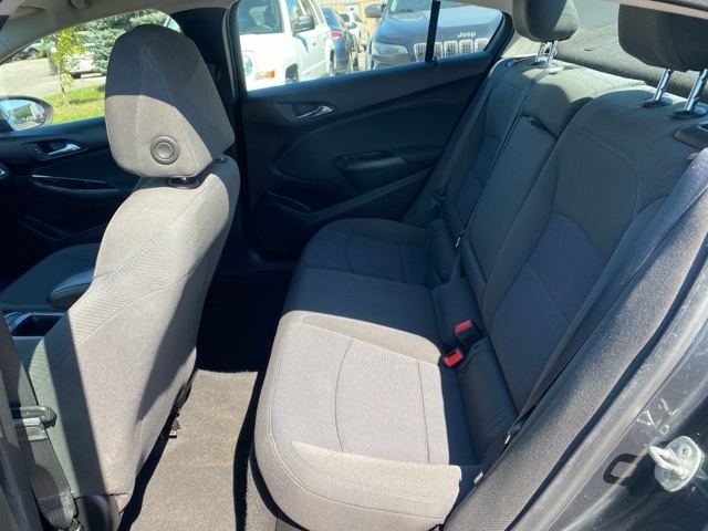 2018 Chevrolet Cruze LT Image 15 of 33