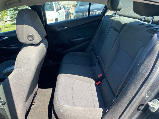 2018 Chevrolet Cruze LT Image 17 of 33