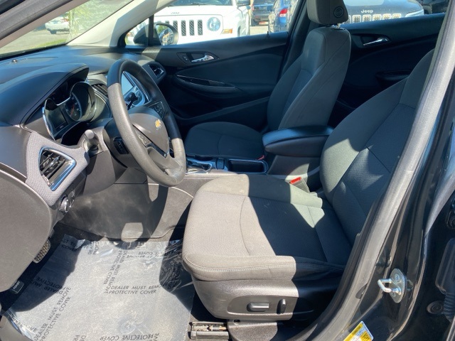 2018 Chevrolet Cruze LT Image 20 of 33