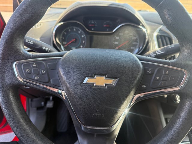 2018 Chevrolet Cruze LT Image 7 of 13