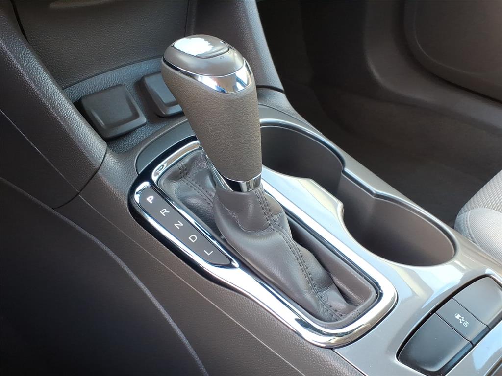 2018 Chevrolet Cruze LT Image 13 of 20