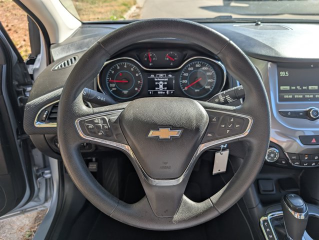 2018 Chevrolet Cruze LT Image 14 of 22