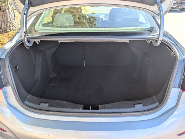 2018 Chevrolet Cruze LT Image 8 of 22