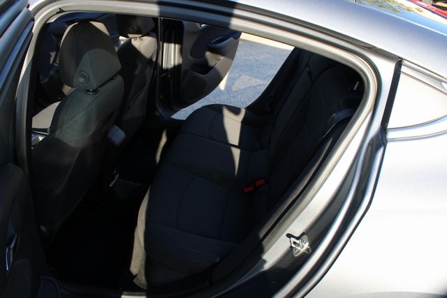 2018 Chevrolet Cruze LT Image 17 of 41