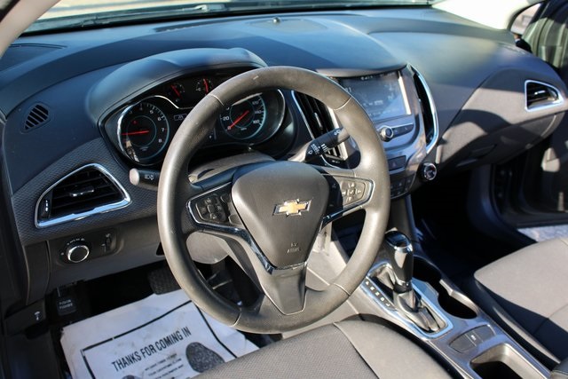 2018 Chevrolet Cruze LT Image 20 of 41